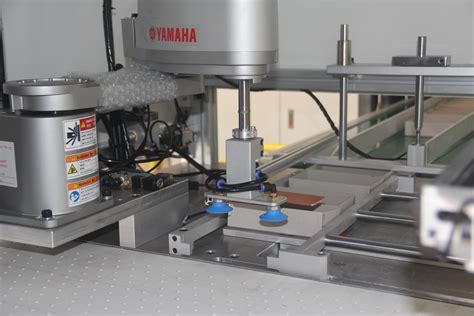 Gluing Machine 